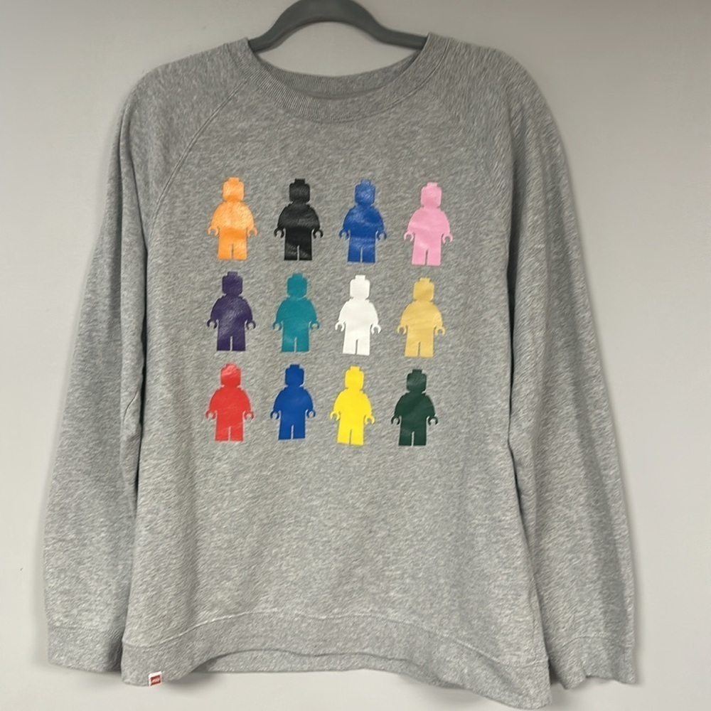 Target Lego long sleeve gray multicolored mini figure graphic Men‎ Sweatshirt M